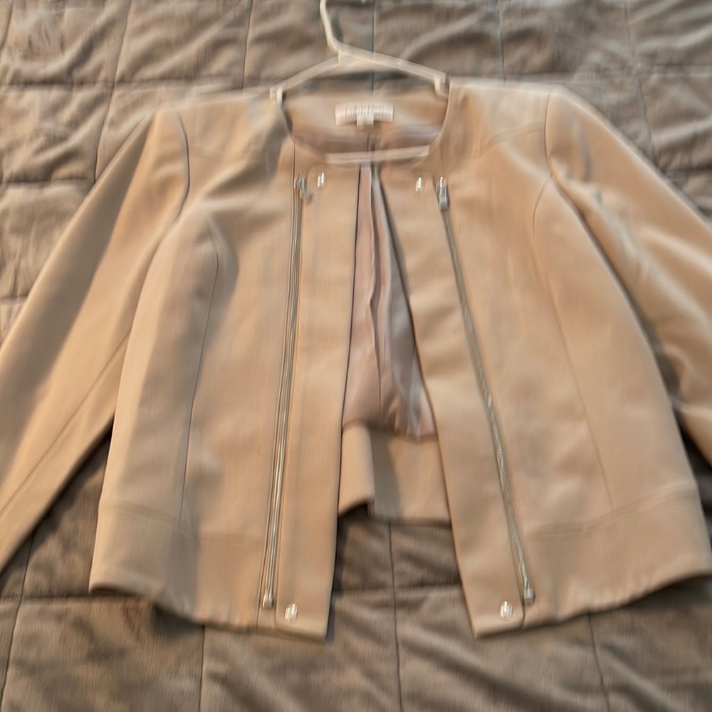 Womens Calvin Klein jacket. Excellent condition, size 14